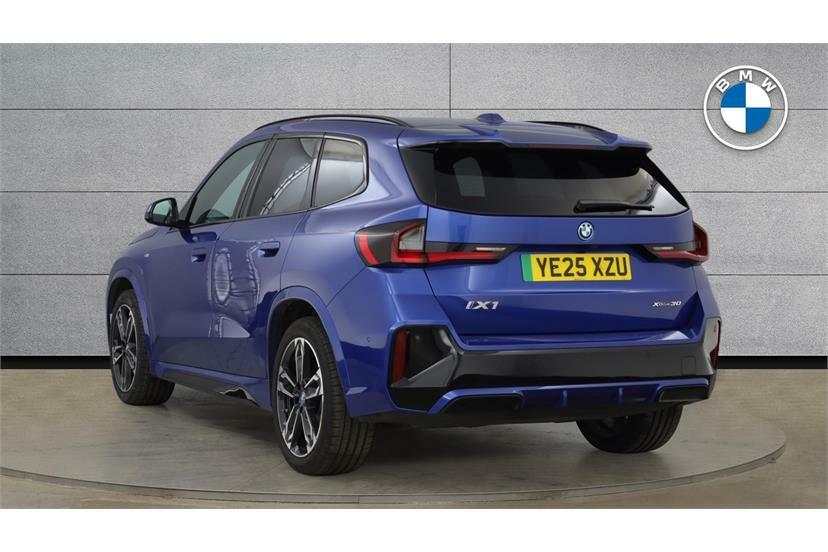 BMW iX1 230Kw Xdrive30 M Sport 65Kwh YE25XZU Blue #2