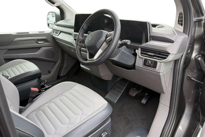 Volkswagen Transporter Shuttle 210Kw 65Kwh Minibus Style  #6