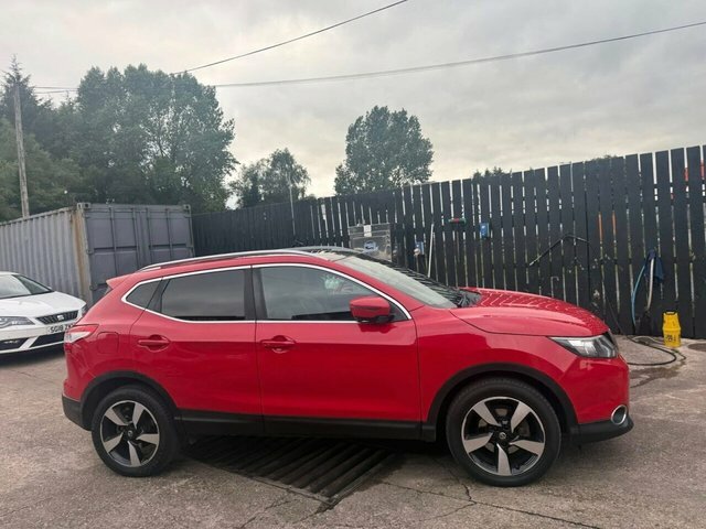 Nissan Qashqai Dci N-vision Suv DY17HVN Red #5