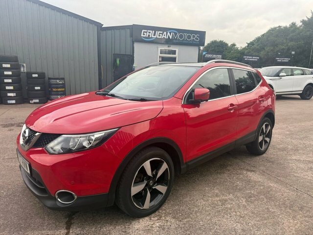 Nissan Qashqai Dci N-vision Suv DY17HVN Red #2