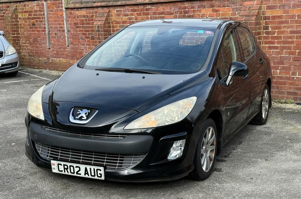 Peugeot 308 1.6 Hdi Envy Black #2
