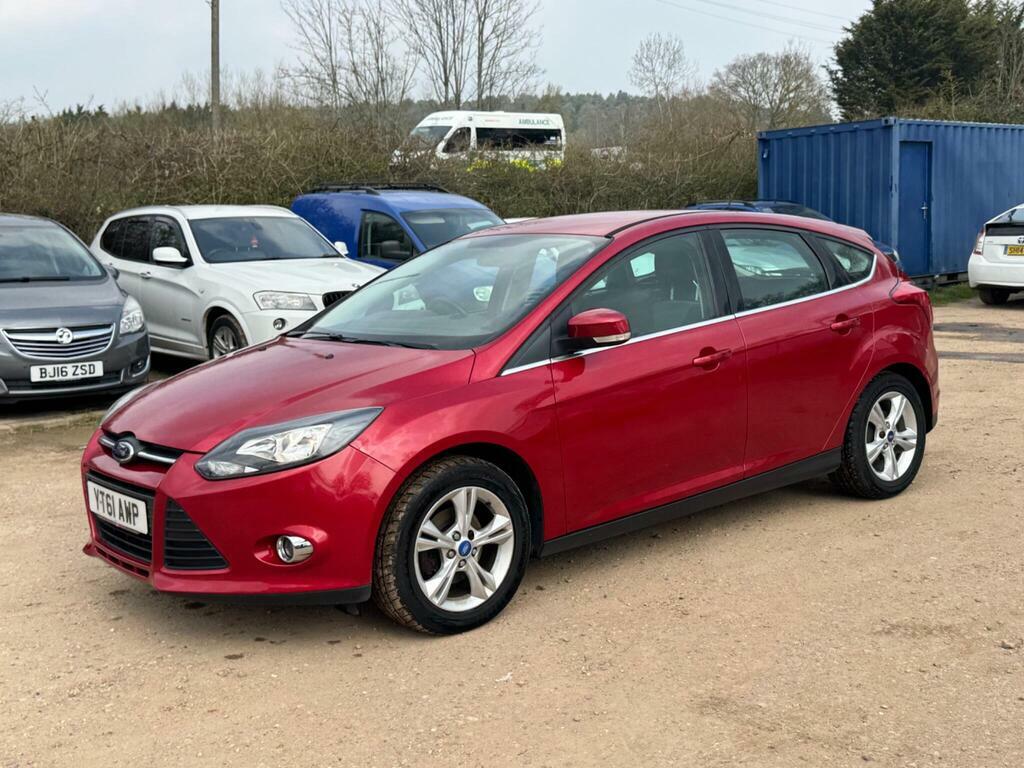 Ford Focus 1.6 Zetec Euro 5 YT61AWP Red #3