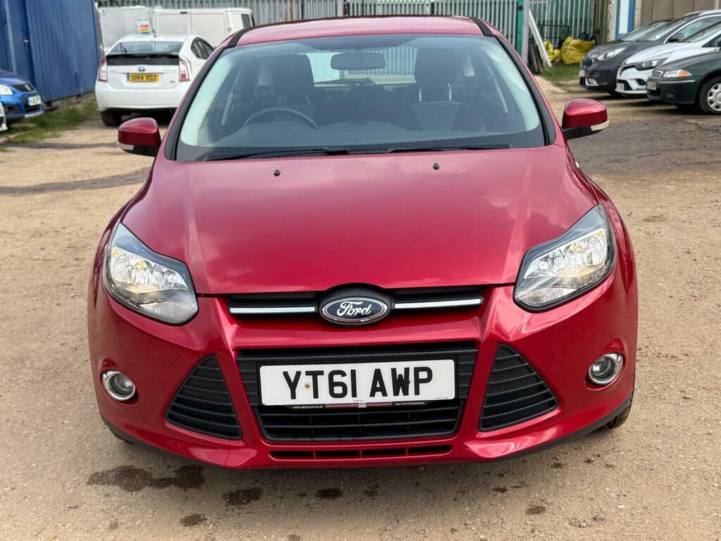 Ford Focus 1.6 Zetec Euro 5 YT61AWP Red #2
