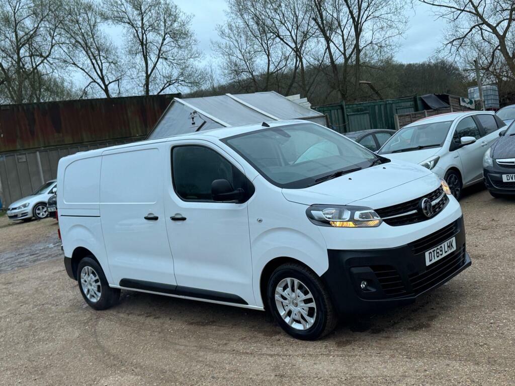 Vauxhall Vivaro 1.5 Turbo D 2700 Sportive L1 H1 Euro 6 S S DT69LHK Black #5