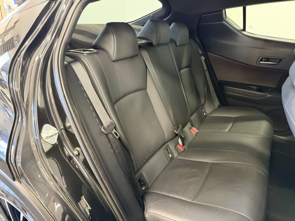 Toyota C-Hr Excel Black #4