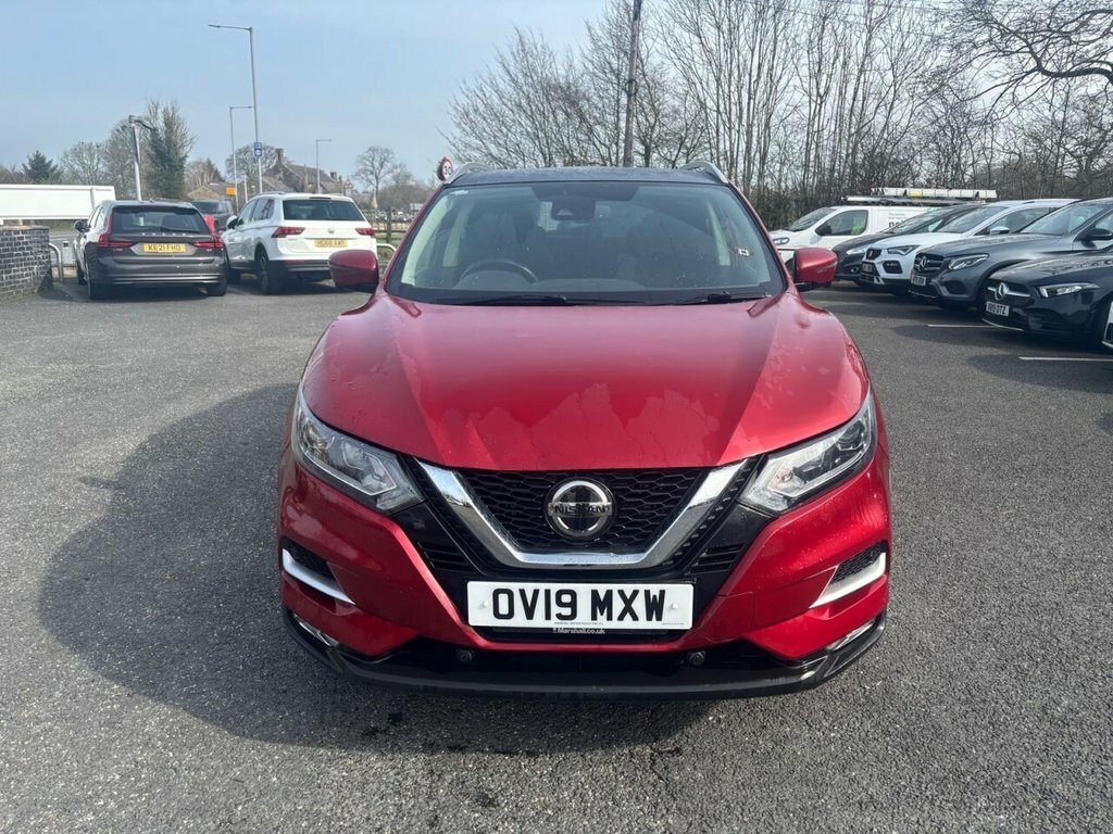 Nissan Qashqai Qashqai N-connecta Dig-t OV19MXW Red #6