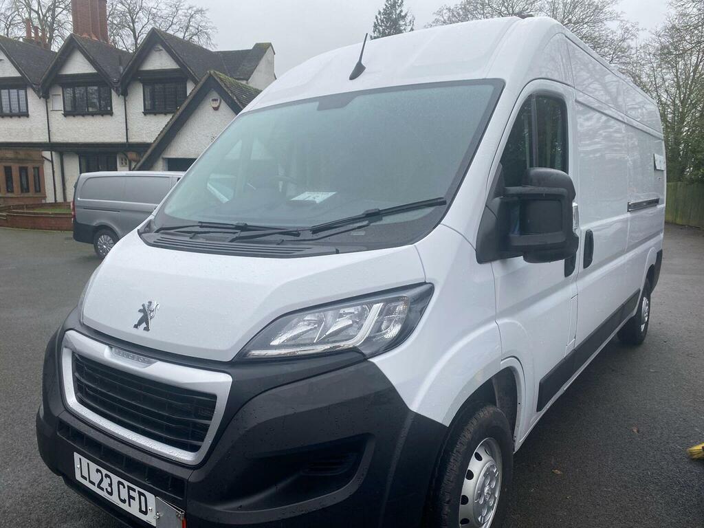 Peugeot Boxer Panel Van 2.2 Bluehdi 335 Professional Premium L LL23CFD White #2