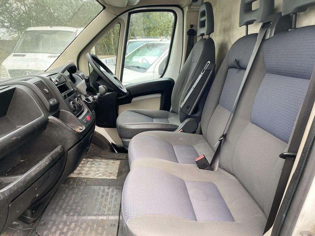 Citroen Relay White #3