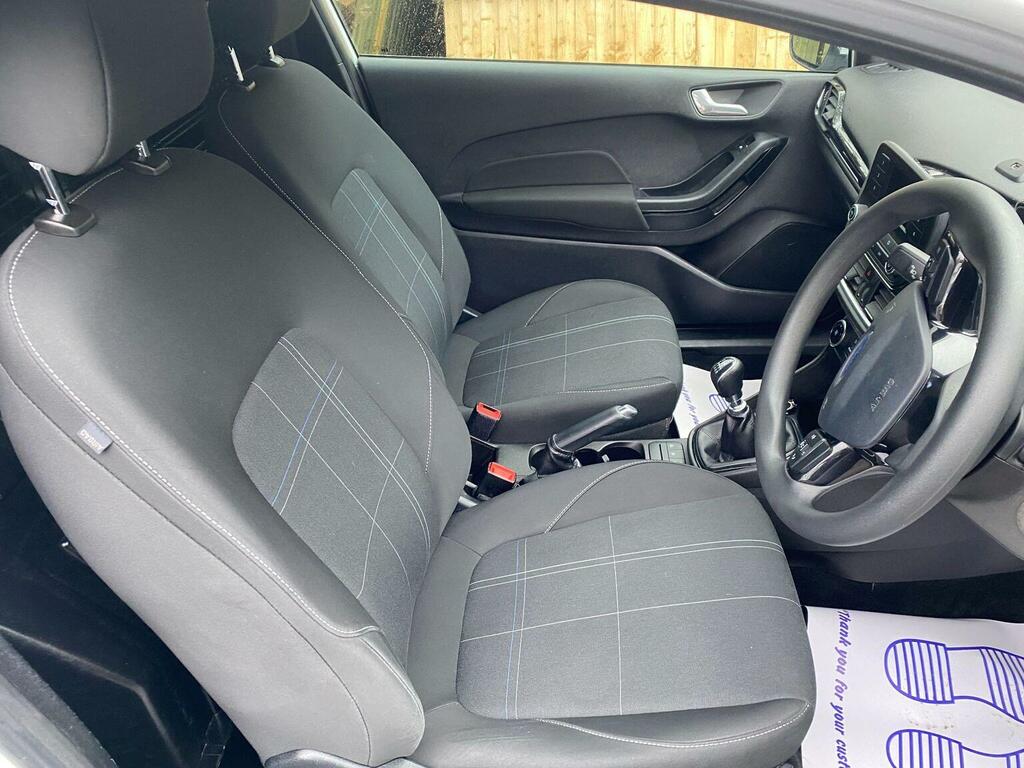 Ford Fiesta Car Derived Van 1.5 Tdci Euro 6 Ss 201919 LA19XYP White #3