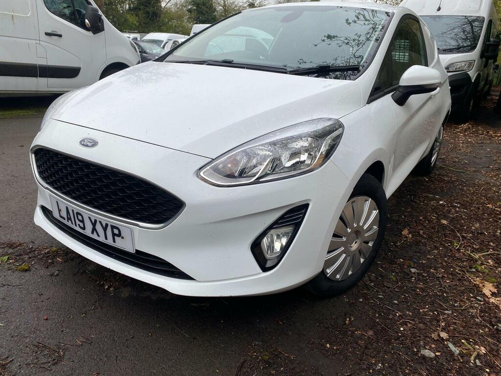 Ford Fiesta Car Derived Van 1.5 Tdci Euro 6 Ss 201919 White