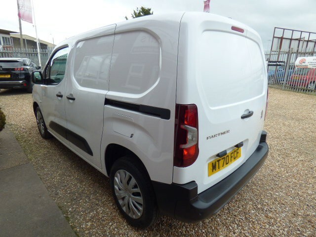 Peugeot Partner Panel Van 1.5 Bluehdi 1000 Professional, 15 Months MT70FCF White #6