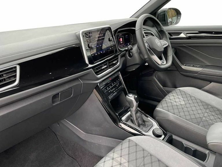 Volkswagen T-Roc 2.0 Tsi 4Motion R-line Dsg Black #2