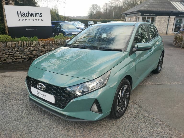 Hyundai I20 1.0T Gdi 48V Mhd Se Connect Dct Green