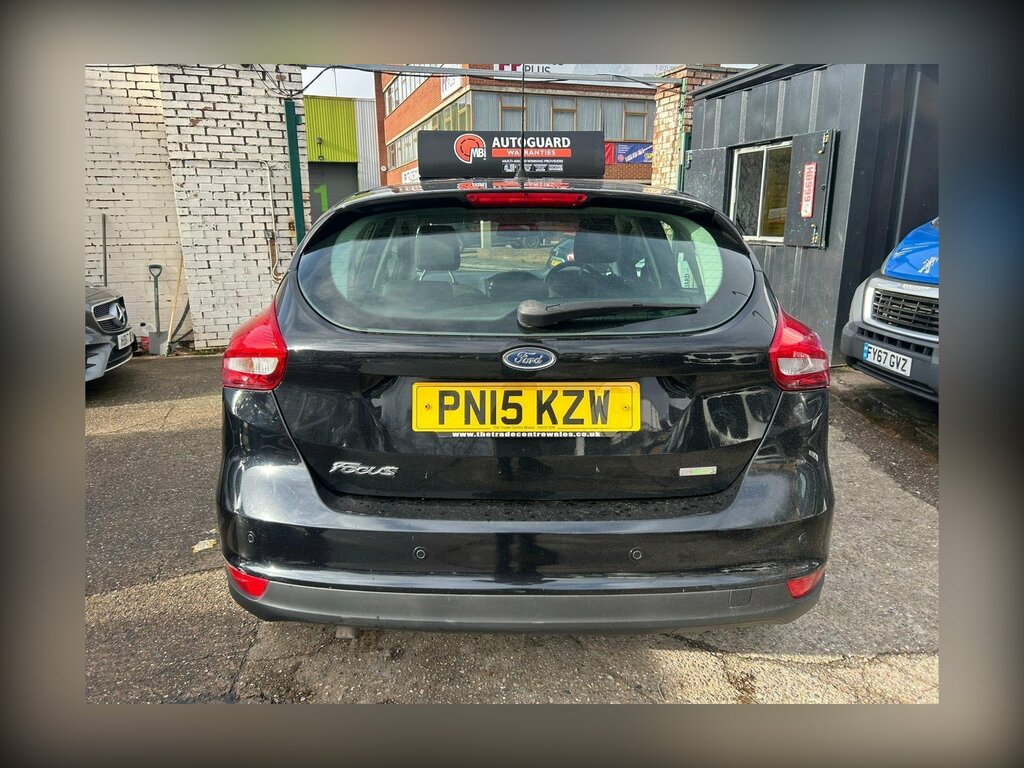 Ford Focus 1.5 Tdci Titanium Euro 6 Ss PN15KZW Black #6