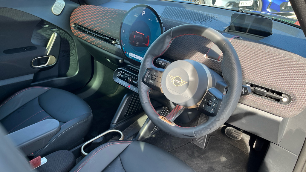 Mini Aceman E 42.5Kwh Sport PK75OLU Black #6