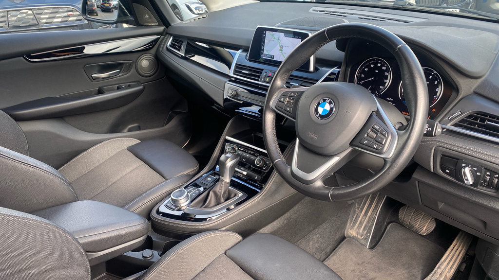 BMW 2 Series Active Tourer 1.5 225Xe 7.6Kwh Sport 4Wd Euro 6 Ss Black #6