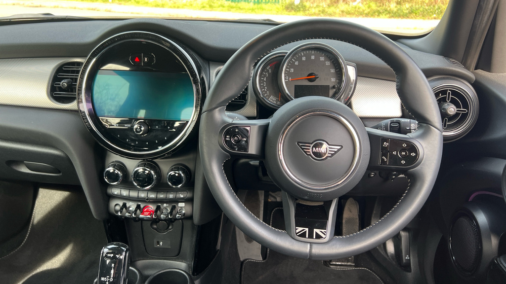 Mini Hatch 1.5 Cooper Exclusive Steptronic Euro 6 Ss Black #5