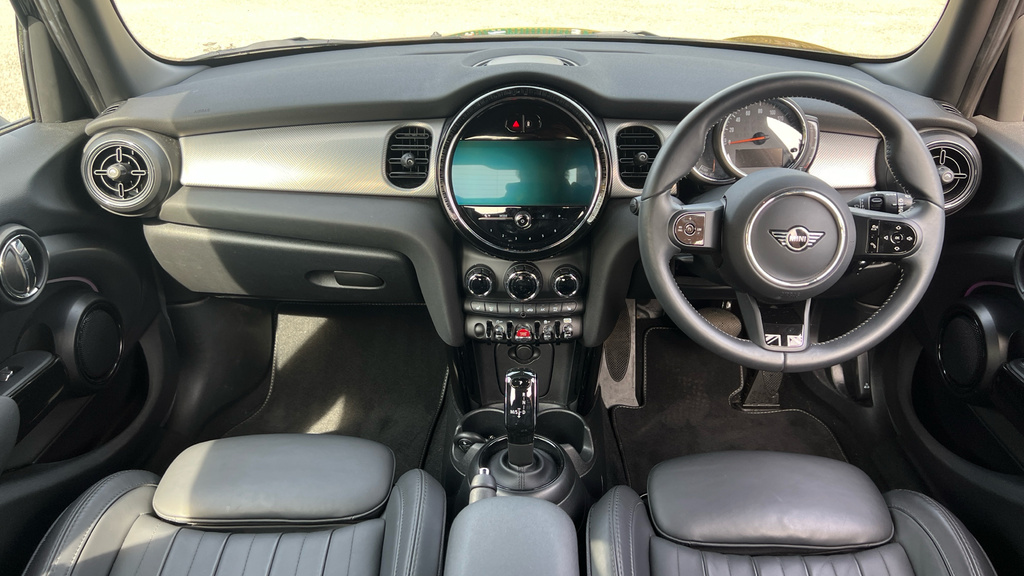 Mini Hatch 1.5 Cooper Exclusive Steptronic Euro 6 Ss Black #4