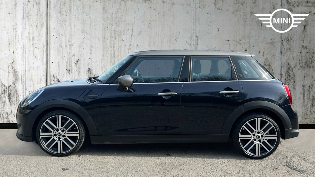 Mini Hatch 1.5 Cooper Exclusive Steptronic Euro 6 Ss Black #3