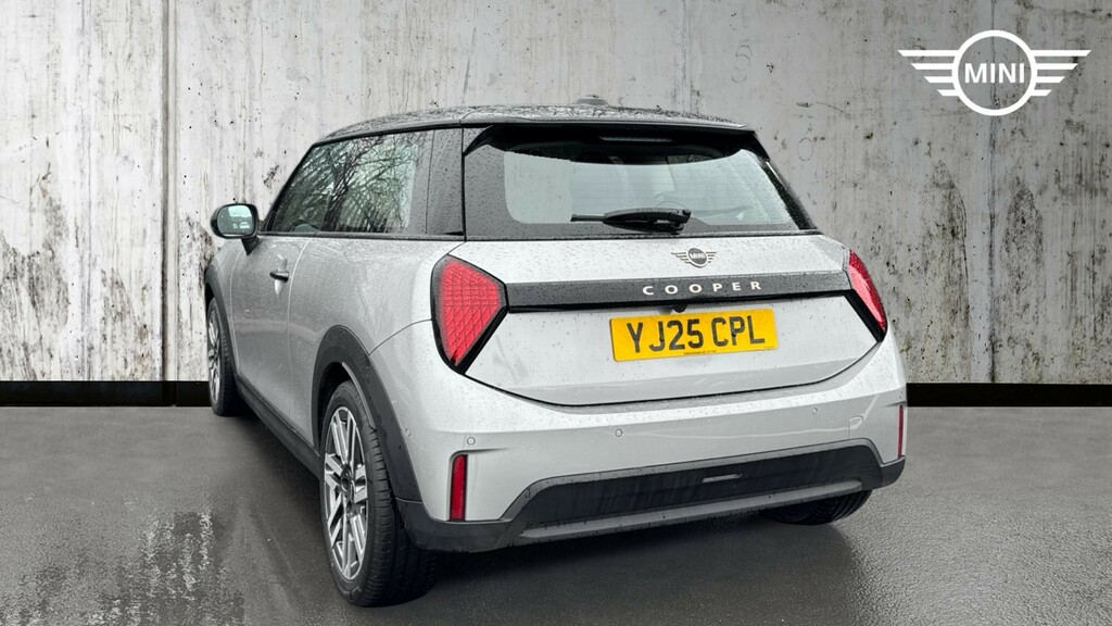 Mini Hatch 1.5C Classic Steptronic Euro 6 Ss Silver #2