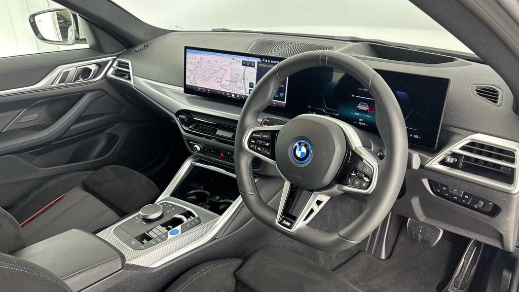 BMW i4 40 83.9Kwh M Sport Gran Coupe Edrive White #6
