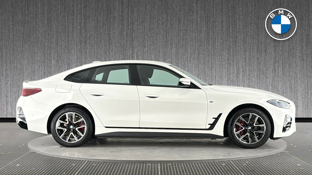 BMW i4 40 83.9Kwh M Sport Gran Coupe Edrive White #3