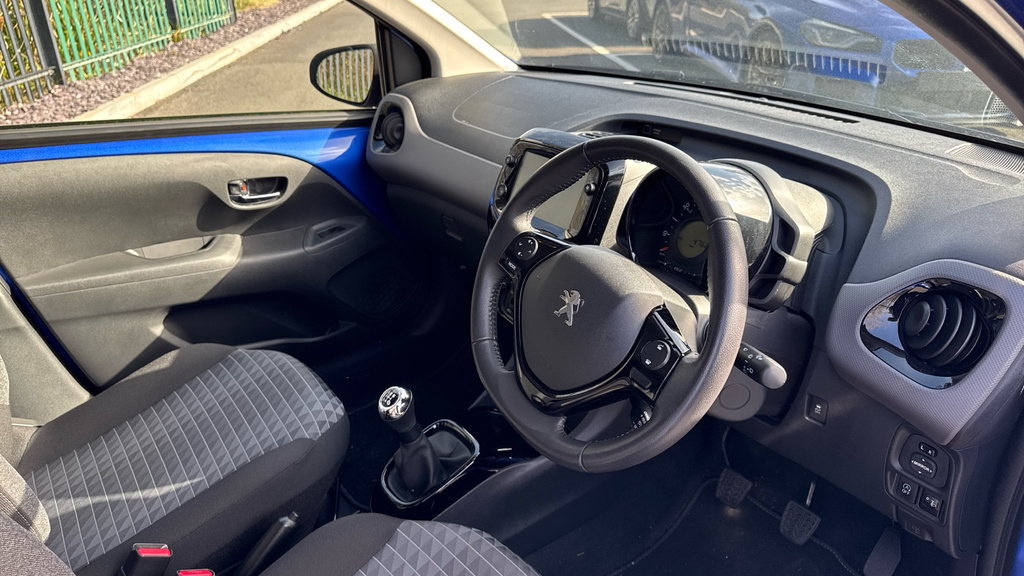 Peugeot 108 1.0 Allure Euro 6 Ss Blue #6