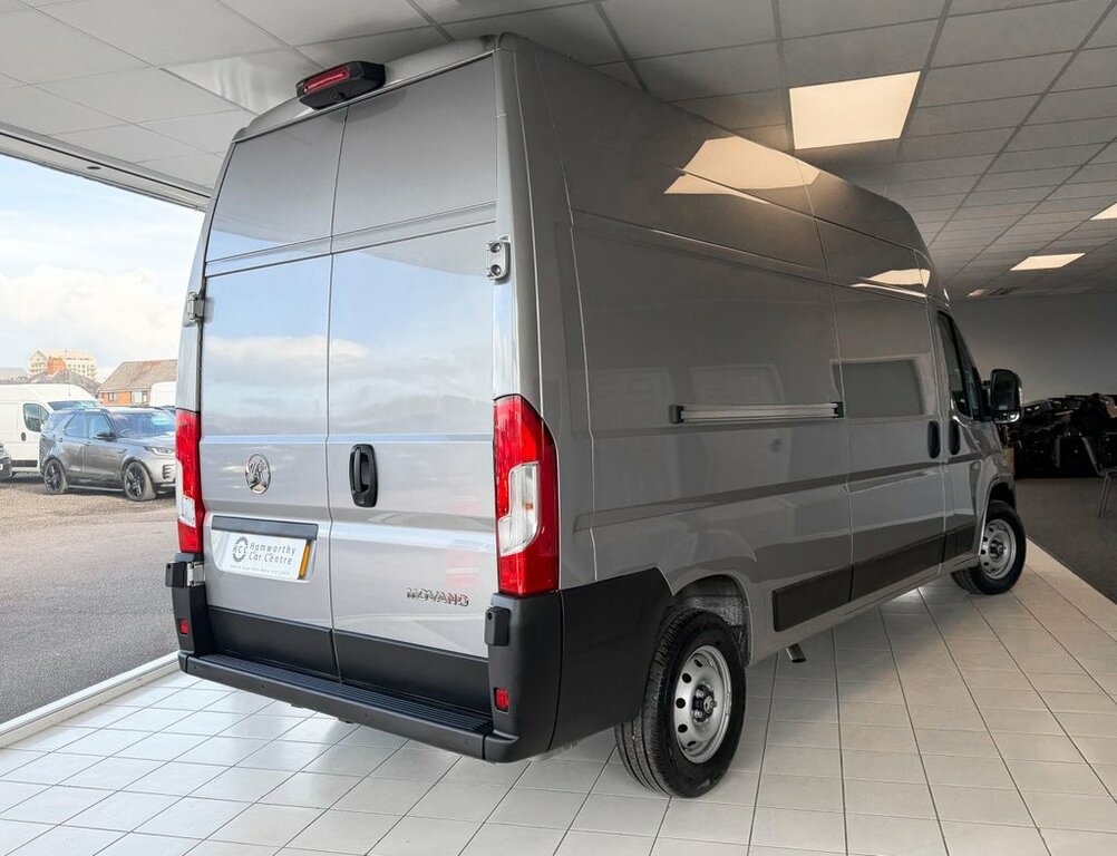 Vauxhall Movano 2.2L Prime Grey #2