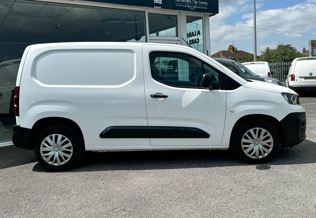 Peugeot Partner 1.5L Professional Premium OY71NTC White #6