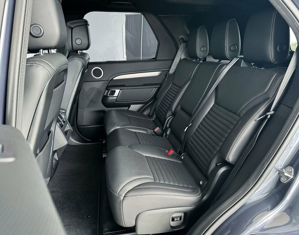 Land Rover Discovery 3L Dynamic Hse MH73 Grey #2