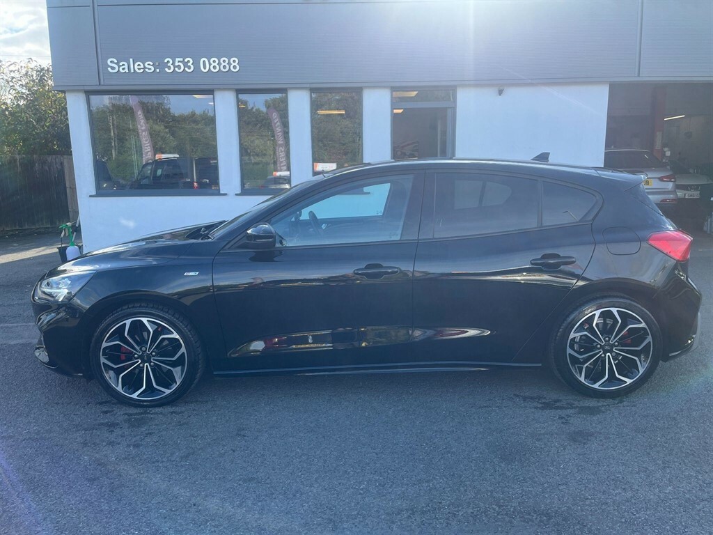 Ford Focus 1.5 L 1.5 Ecoblue St-line X Euro 6 Ss Black #2