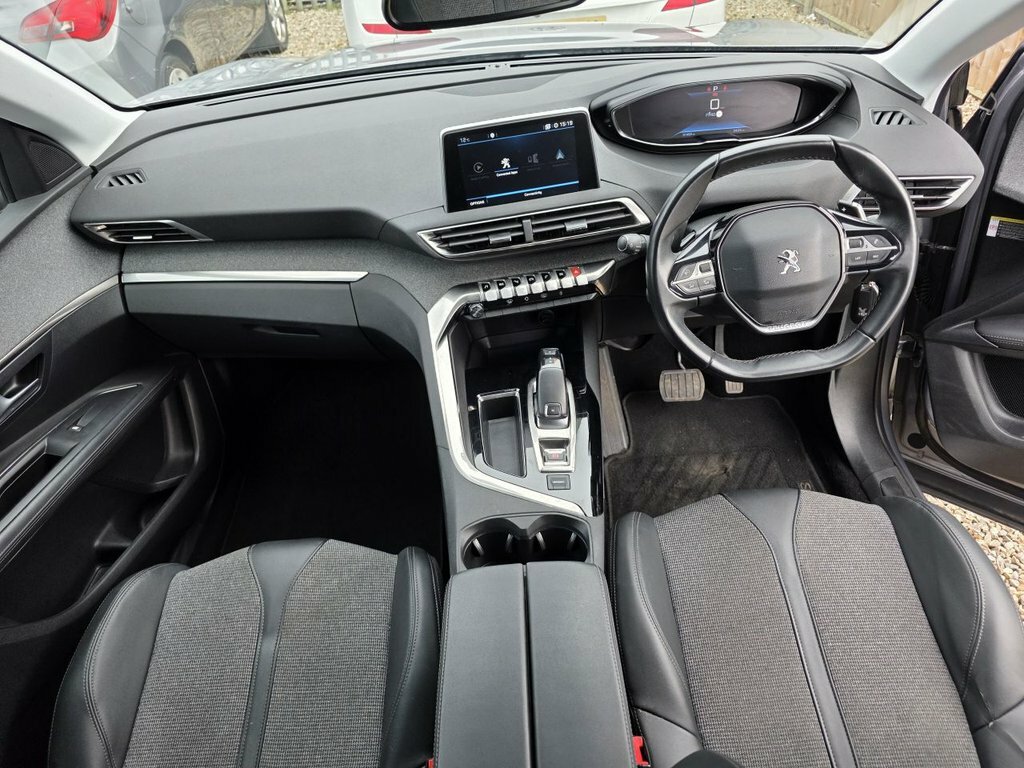 Peugeot 3008 1.5L Allure Grey #4