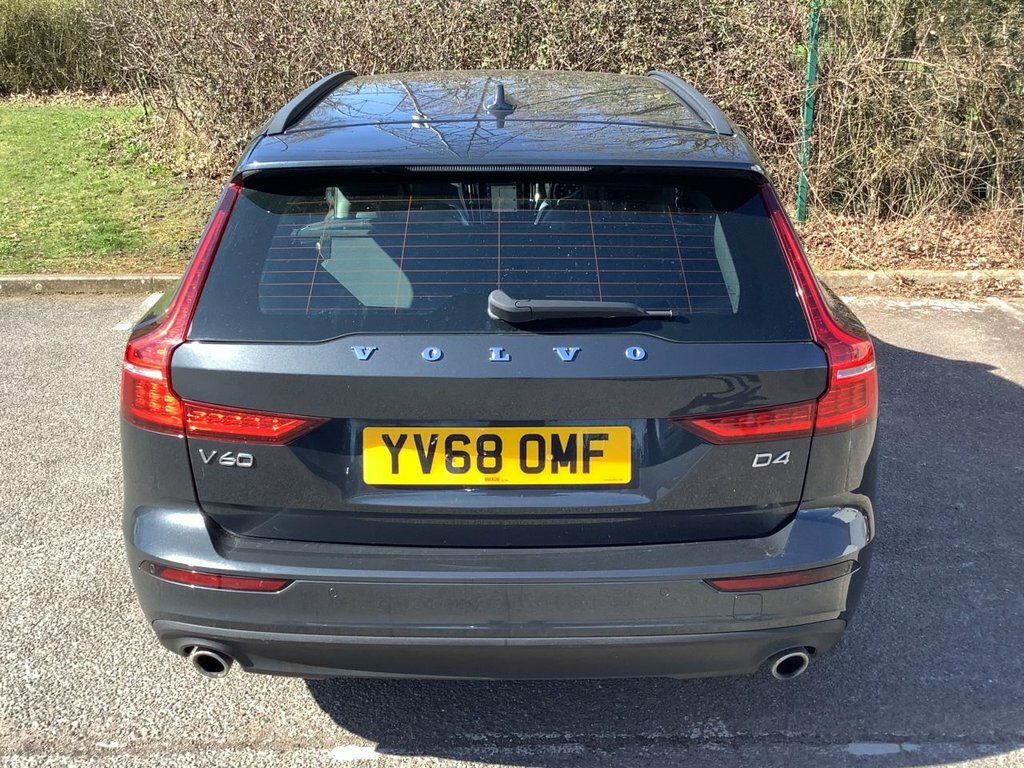 Volvo V60 2L Momentum YV68OMF Grey #5