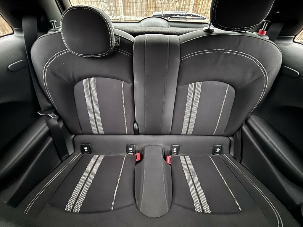 Mini Hatch 1.5L Cooper NJ68FPU Silver #5