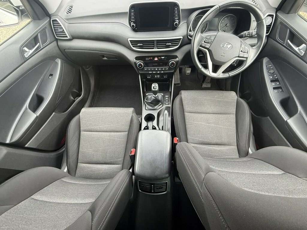 Hyundai Tucson 1.6L Se Nav BT69PCX White #5