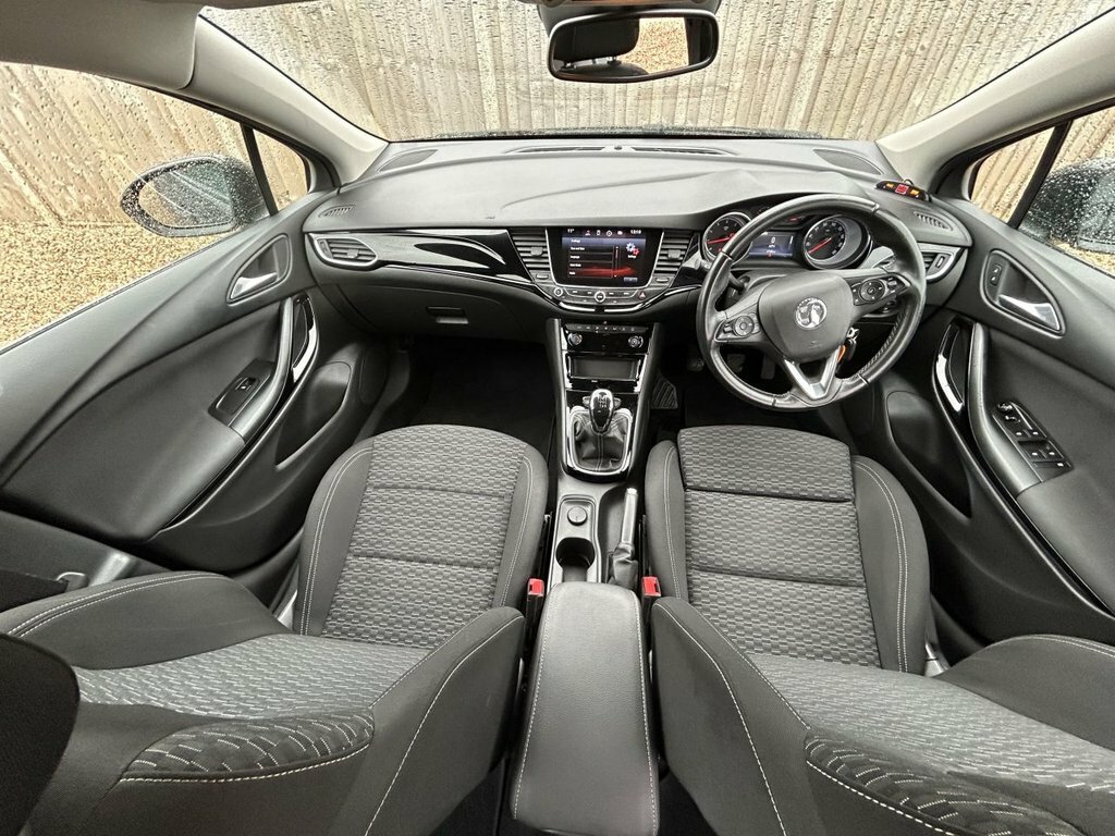Vauxhall Astra 1.4L Sri Nav DV68BEU Black #6