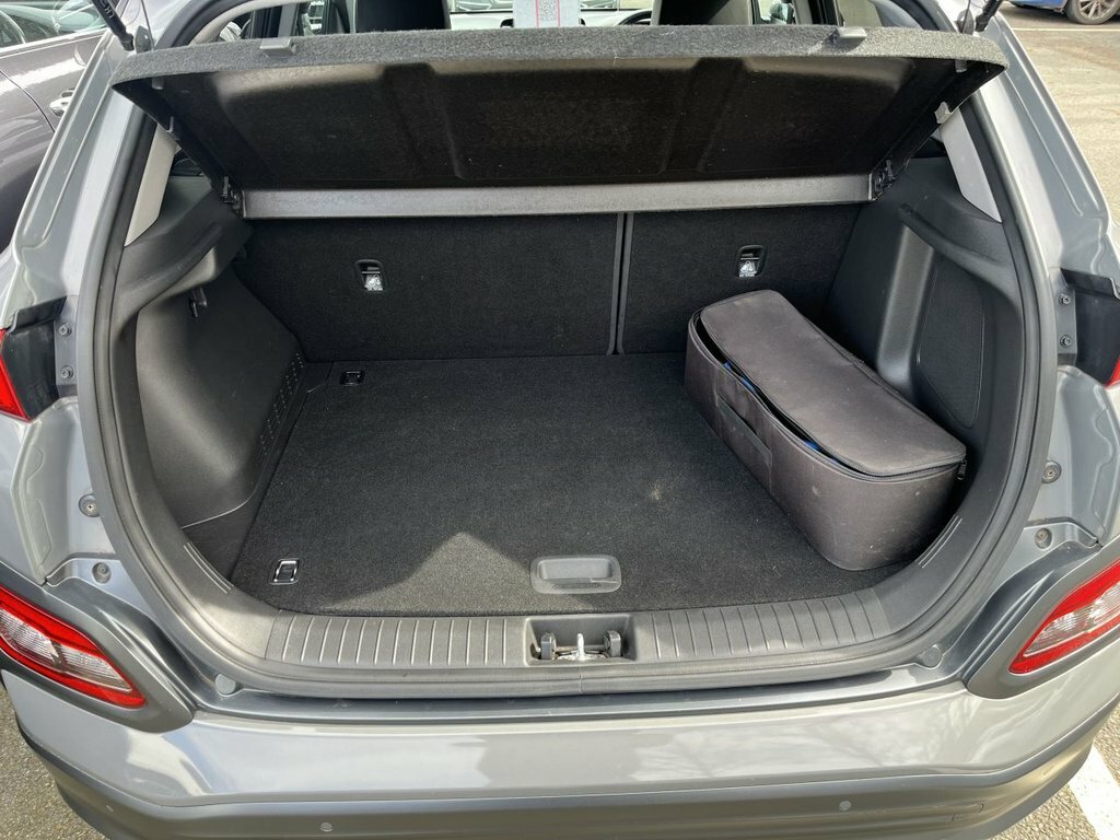 Hyundai Kona Suv ST69FSZ Grey #6