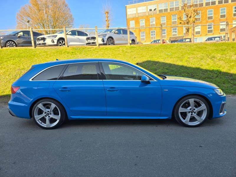 Audi A4 35 Tfsi S Line S Tronic - 2020 20 AV20VFL #3