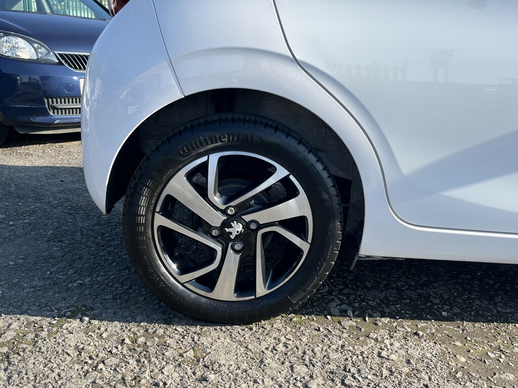 Peugeot 108 1.0 Allure ET21VRP White #2