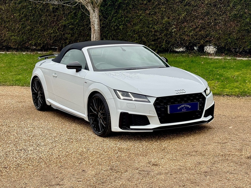 Audi TT 2.0 Tfsi 40 Black Edition Roadster S Tr EJ69ABU White #4