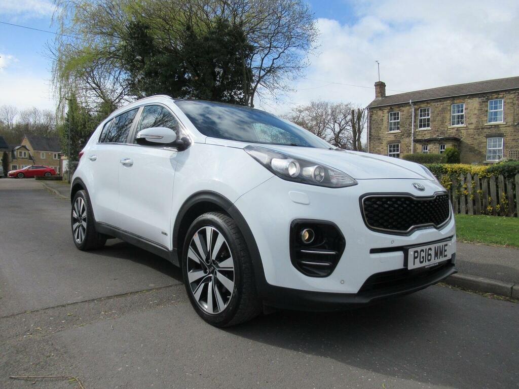 Kia Sportage Suv 2.0 Crdi Kx-4 Awd Euro 6 201616 PG16MME White #2