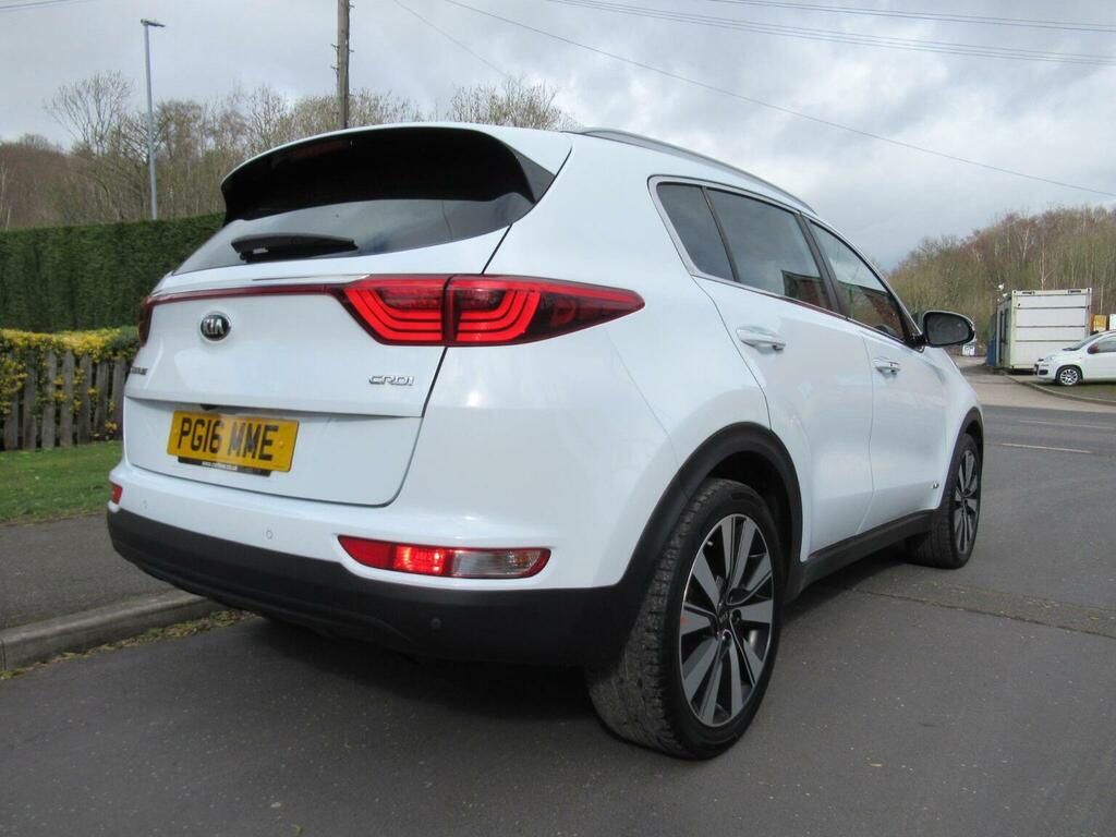 Kia Sportage Suv 2.0 Crdi Kx-4 Awd Euro 6 201616 PG16MME White #4