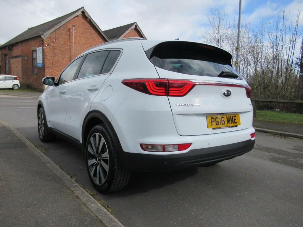 Kia Sportage Suv 2.0 Crdi Kx-4 Awd Euro 6 201616 PG16MME White #6