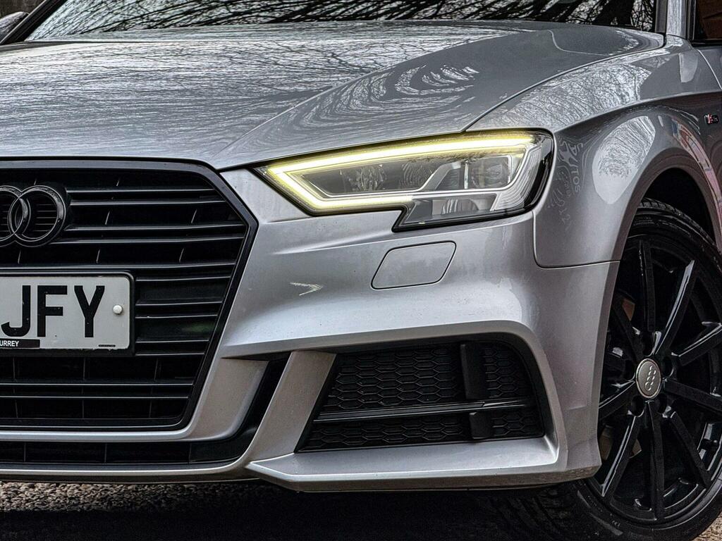 Audi A3 Hatchback 1.5 Tfsi Cod 35 Black Edition Sportback FE20JFY Silver #5