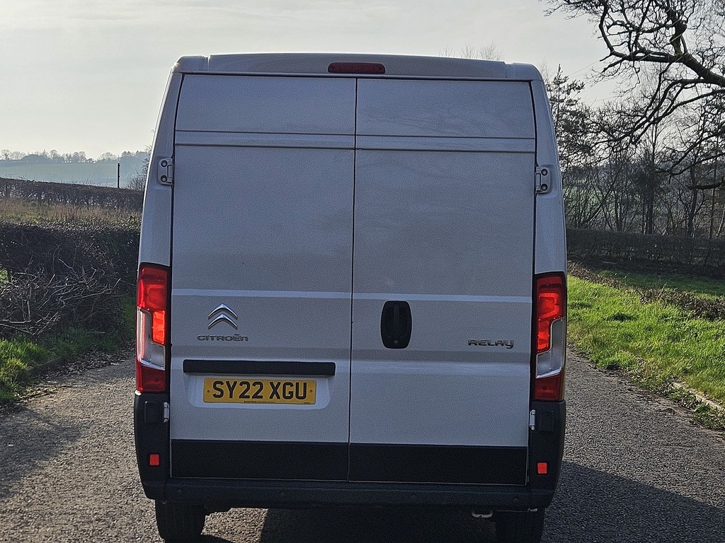 Citroen Relay Bluehdi 35 Enterprise SY22XGU White #4