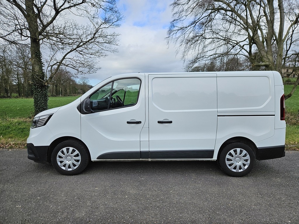 Renault Trafic 2.0 Dci Blue Sl28 Business Panel Van M WP23YWN White #3
