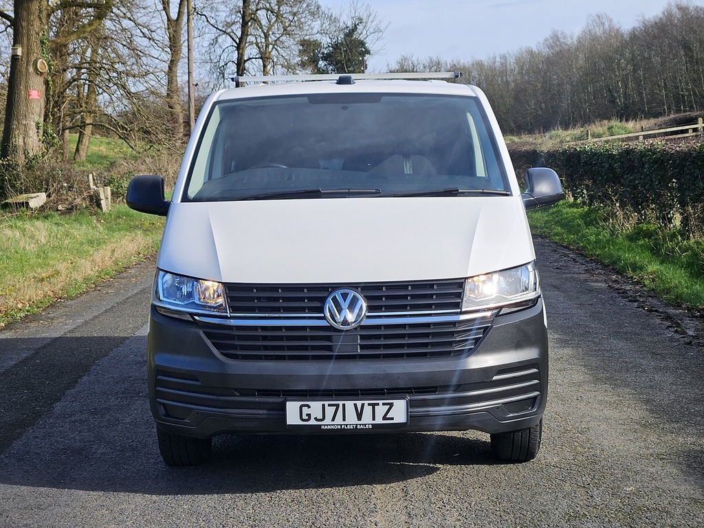 Volkswagen Transporter Tdi T28 Startline GJ71VTZ White #6