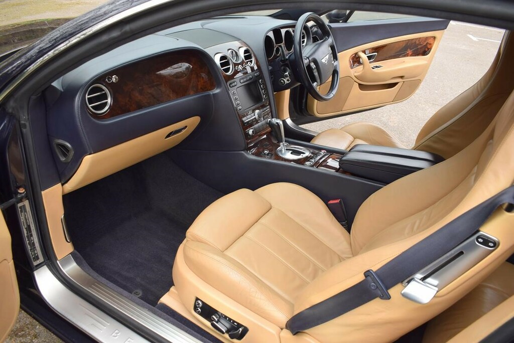 Bentley Continental Gt -- L111JPJ #4
