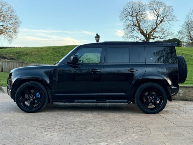 Land Rover Defender 2021 3.0 D300 Mhev Hse Suv 4Wd Eur FX21VGO Black #4