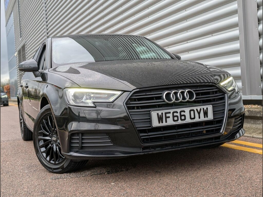 Audi A3 1.6 Tdi Se Technik Sportback Euro 6 Ss Black #2